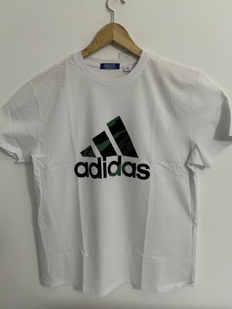 T-shirt nova Addidas