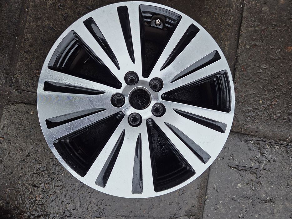 Оригінальний титановий диск r18, 5×114,3 Kia.
