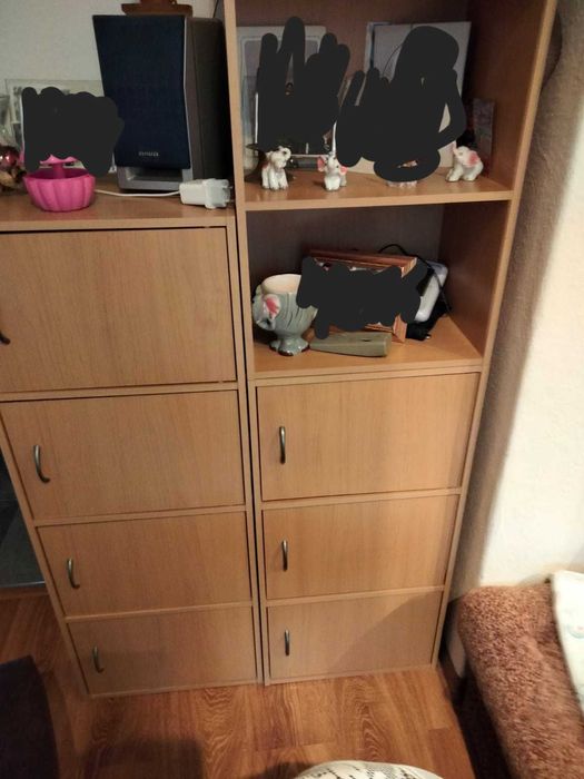 Szafki i regał na książki