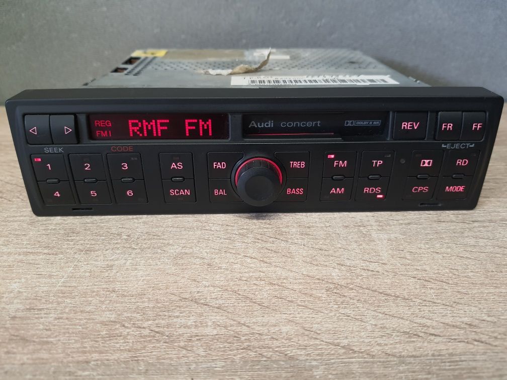Radio samochodowe Audi Concert PLUS A3 A4 B5, A6 C5, TT, A2 + kod 22cm