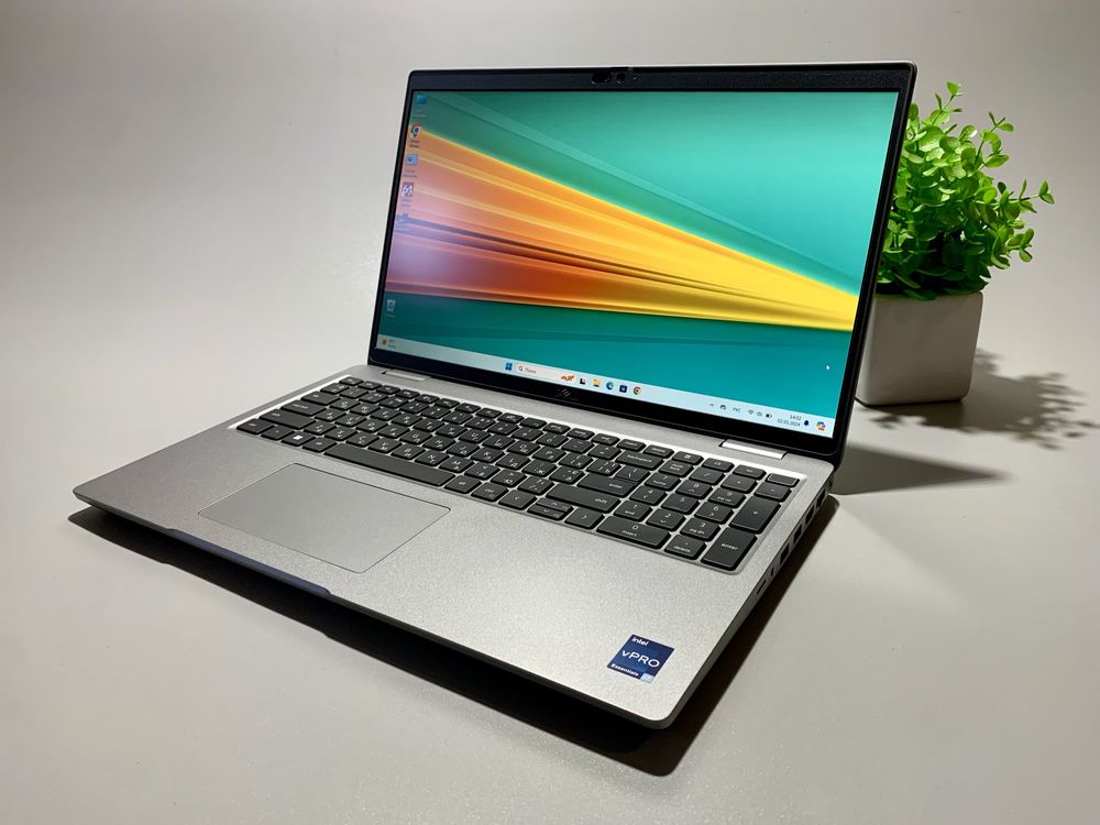 ‼️Потужний Dell Precision 3581 i7-13700H DDR5 32gb SSD NVME 512gb ips