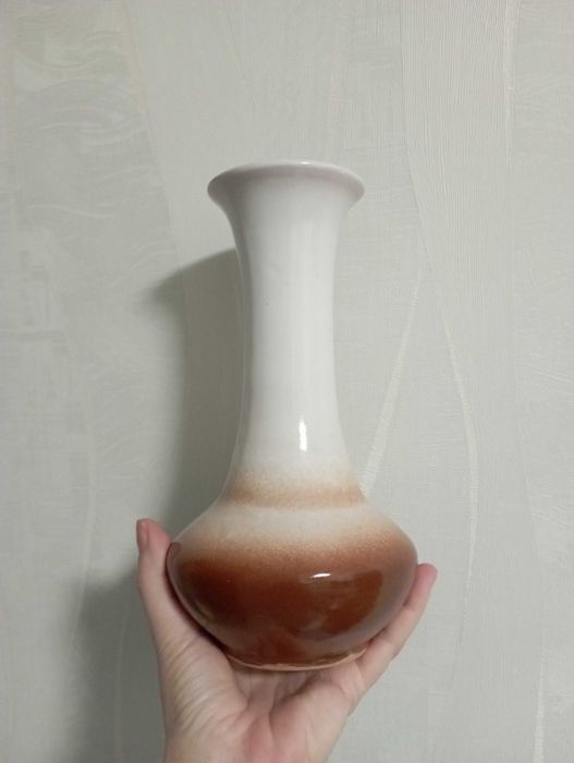 Ваза керамiка глина