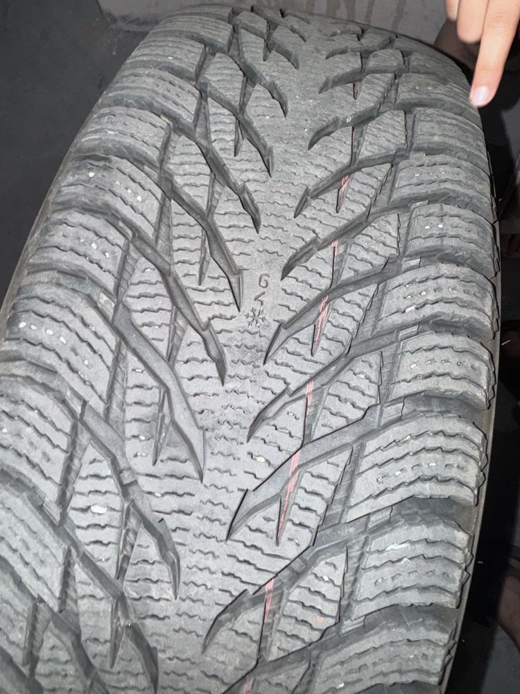 Шини зимові Nokian Hakkapeliitta R3 SUV 225/65 R17