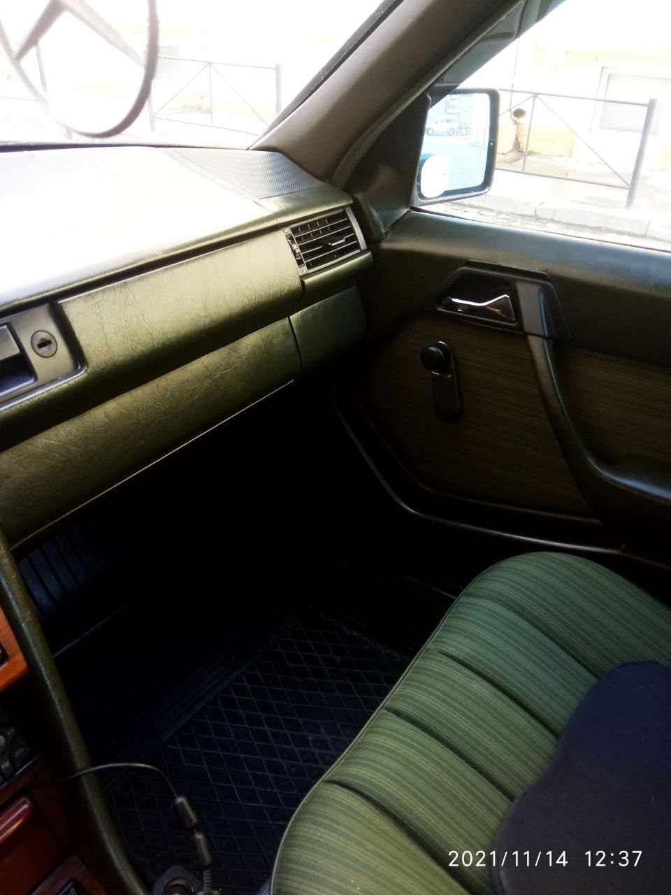 Продаж Мерседес W 124