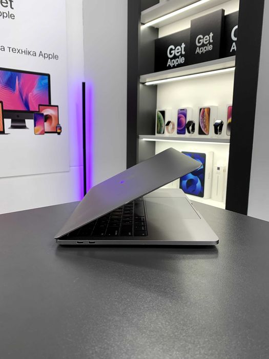 Ноутбук MacBook Pro 13” 2019 i5/8/256 ГАРАНТІЯ 78182