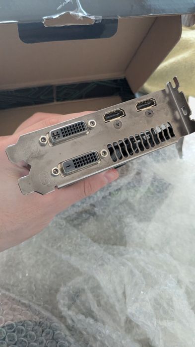 Відео карта  GeForce GTX 750 Ti
Частота пам'яті 5400 МГц
Частота ядра