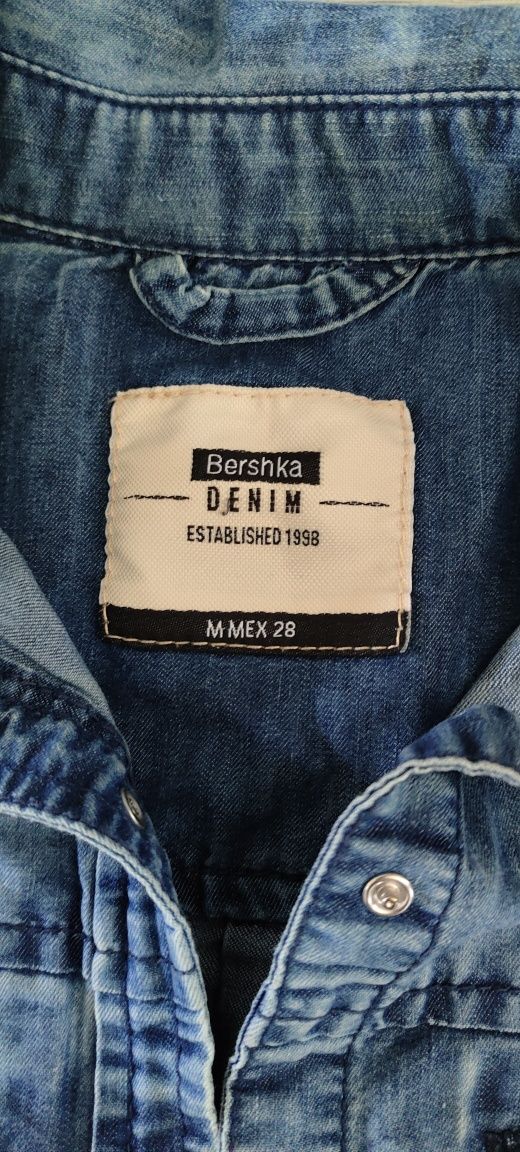 Koszula denim marki Bershka rozmiar m