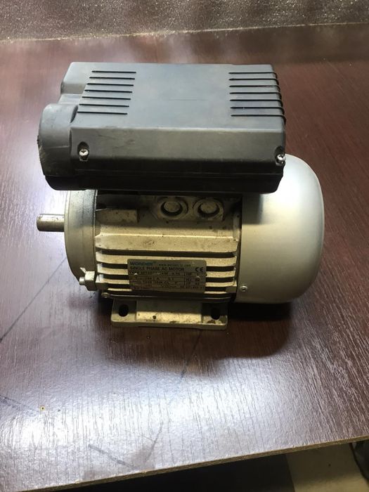 Электродвигатель 2шт 220v