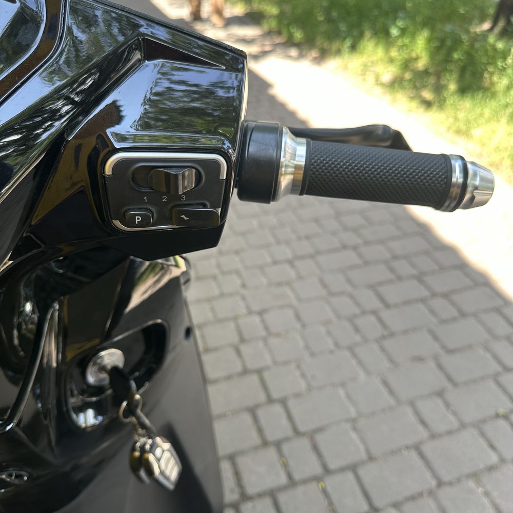 Новий електричний скутер Blinc Beta Nova 2000W 72V32Ah 2025р.