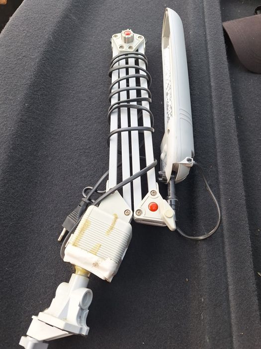 Лампа настольная на струбцине