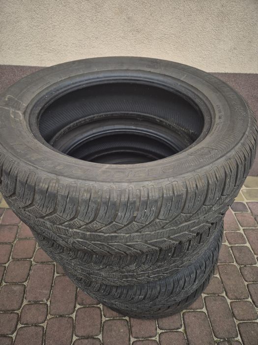 Opony zimowe Semperit Master-Grip 2 235/60 R18 Xl