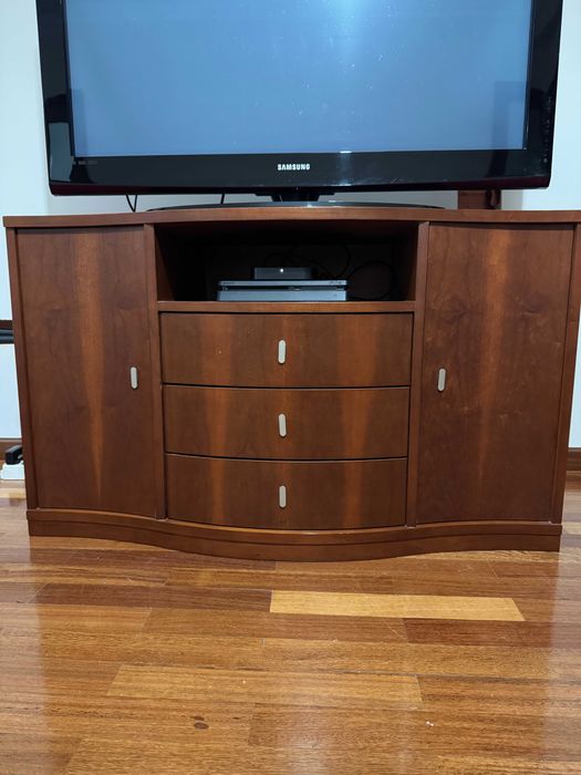 Móvel Televisão Madeira de Cerejeira