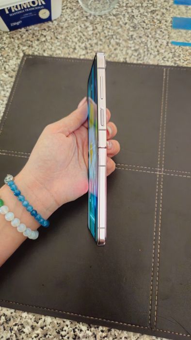 Samsung z flip 6 impecável