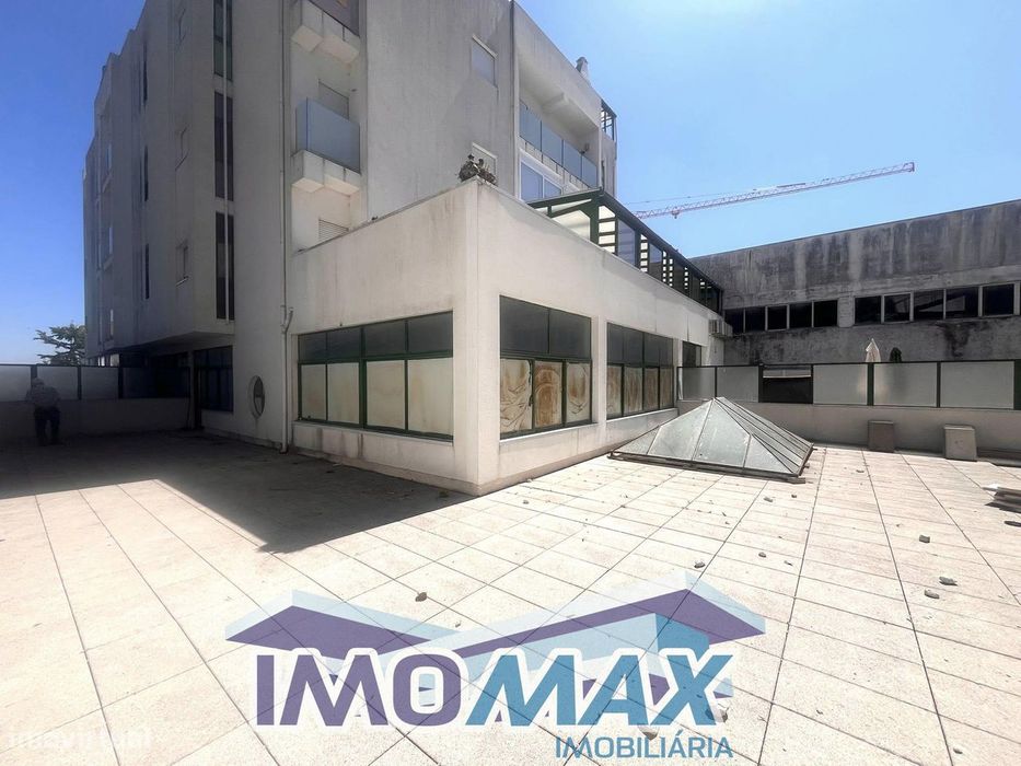 Escritório - Centro de Paredes