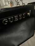 Torebka guess z lancuchami