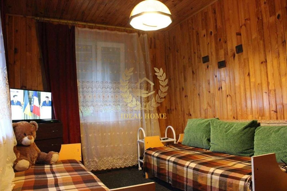 Продам двоповерховий дачний будинок поблизу с.Блиставиця