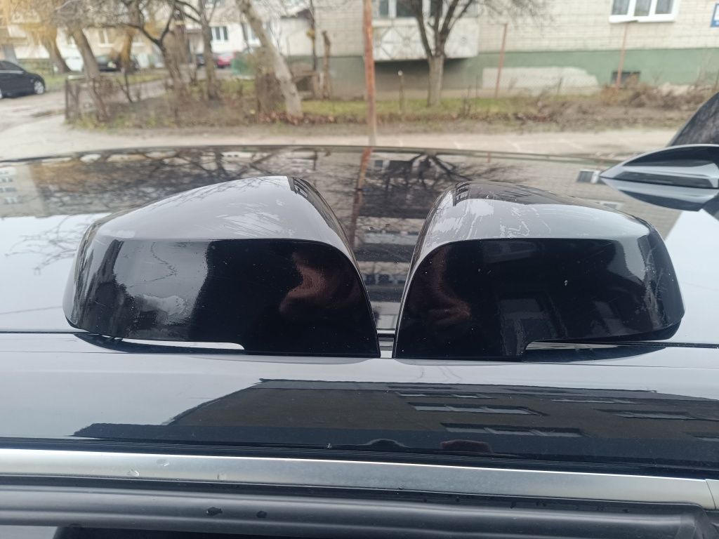 Накладки на дзеркало BMW