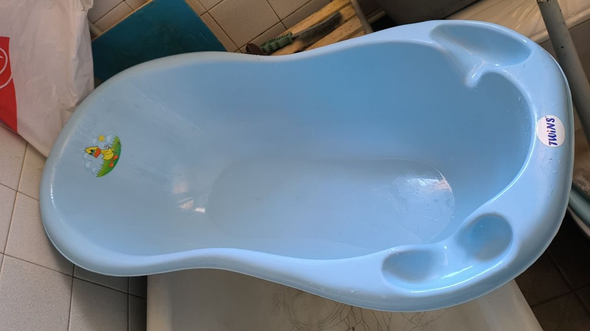 большая детская пластиковая ванна