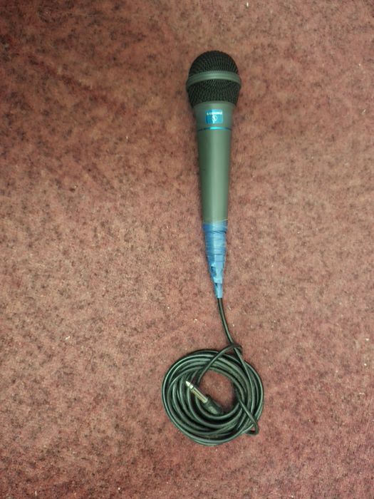 Мікрофон, Караоке