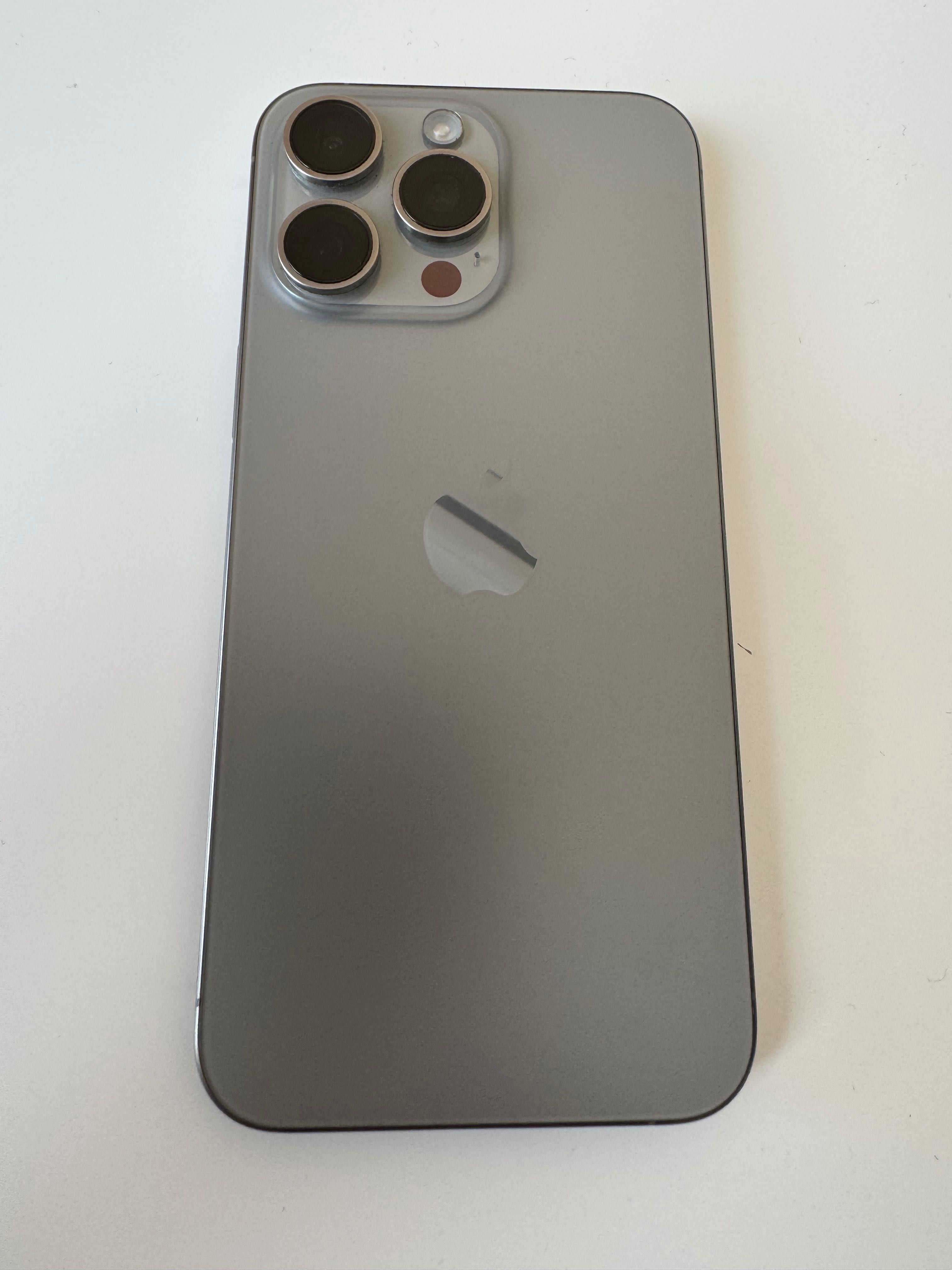Iphone 15 pro max 256gb natural titanium