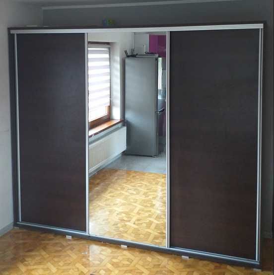 Szafa Silver 3-drzwiowa wenge 255 cm z lustrem