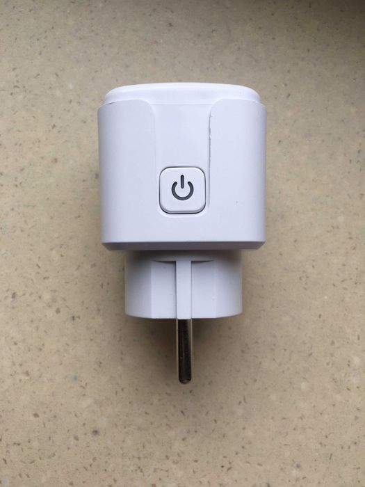 Розумна розетка Tuya Zigbee 20A