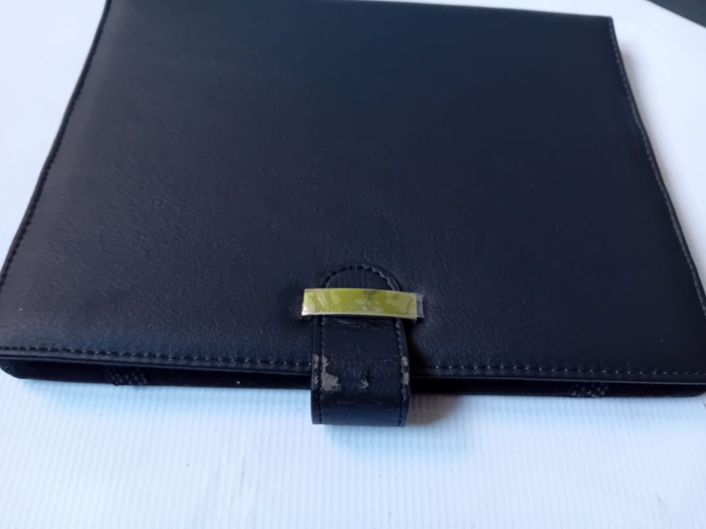 Etui , stojak na tablet