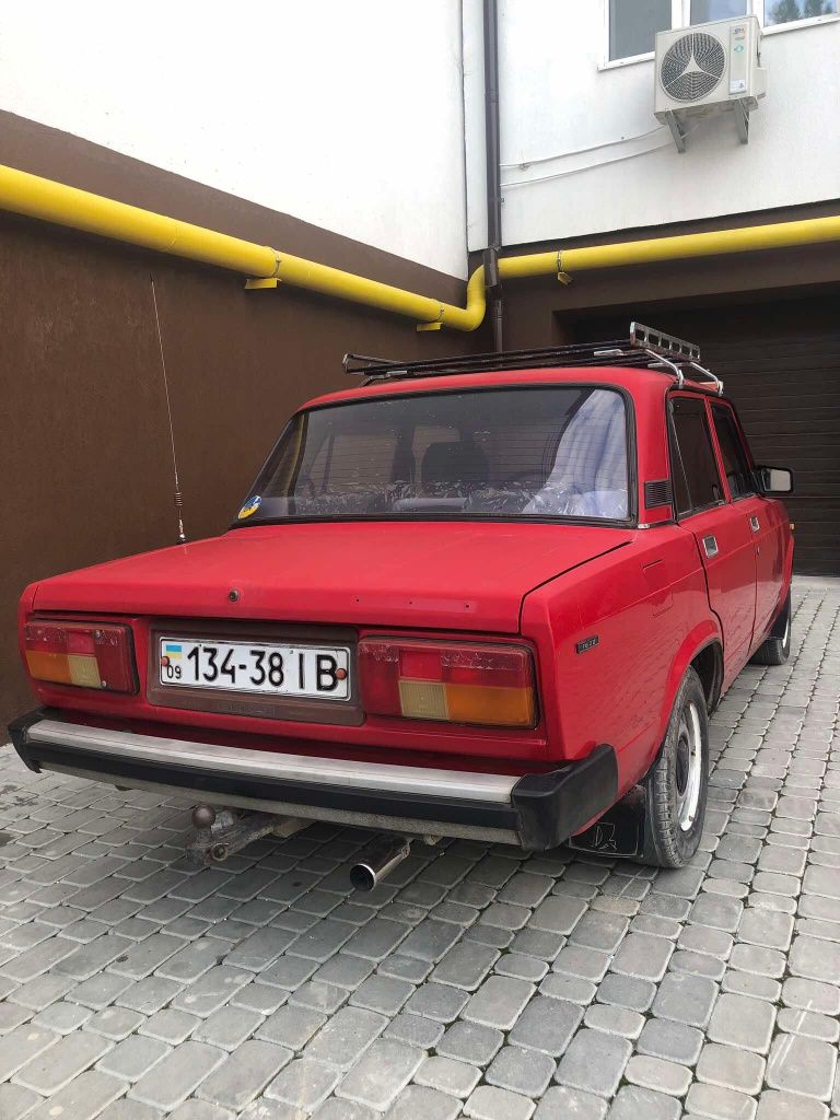 Автомобіль Ваз 2105 Жигулі, жигуль