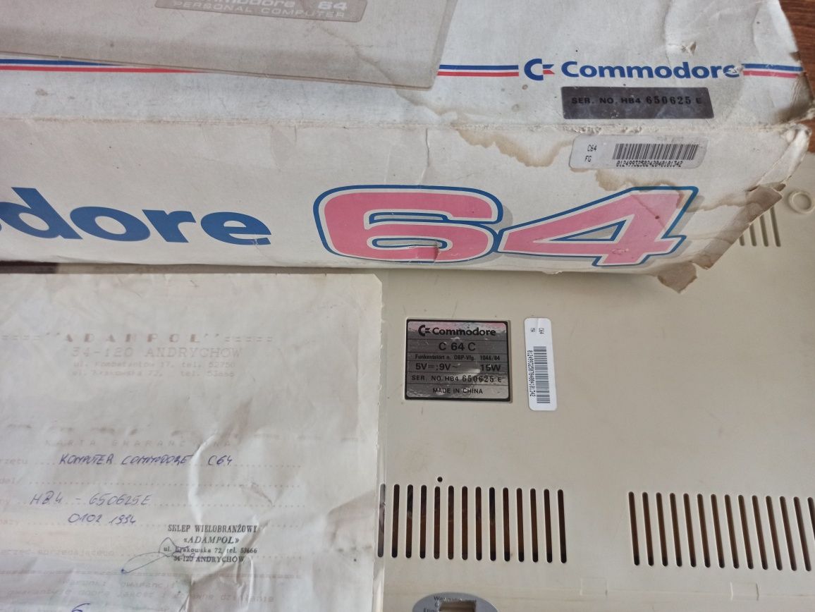 Commodore 64 pudełko styropian