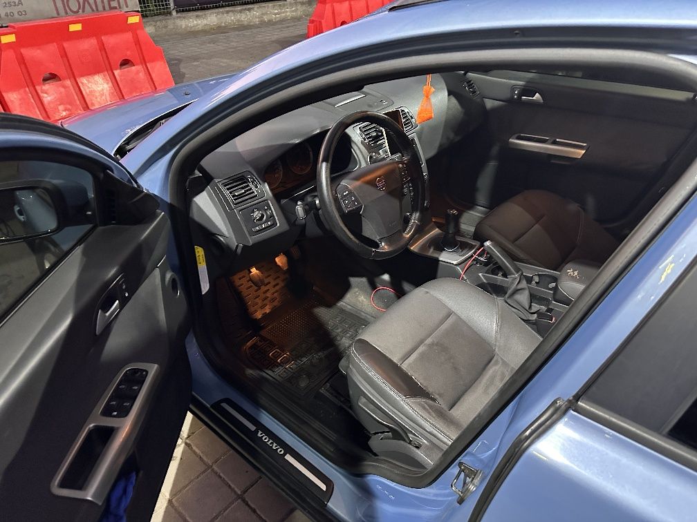 Volvo v50 2.0tdi