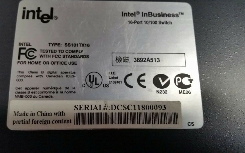 Switch HUB Profissional Intel InBusiness - 16 portas 10 / 100Mbps