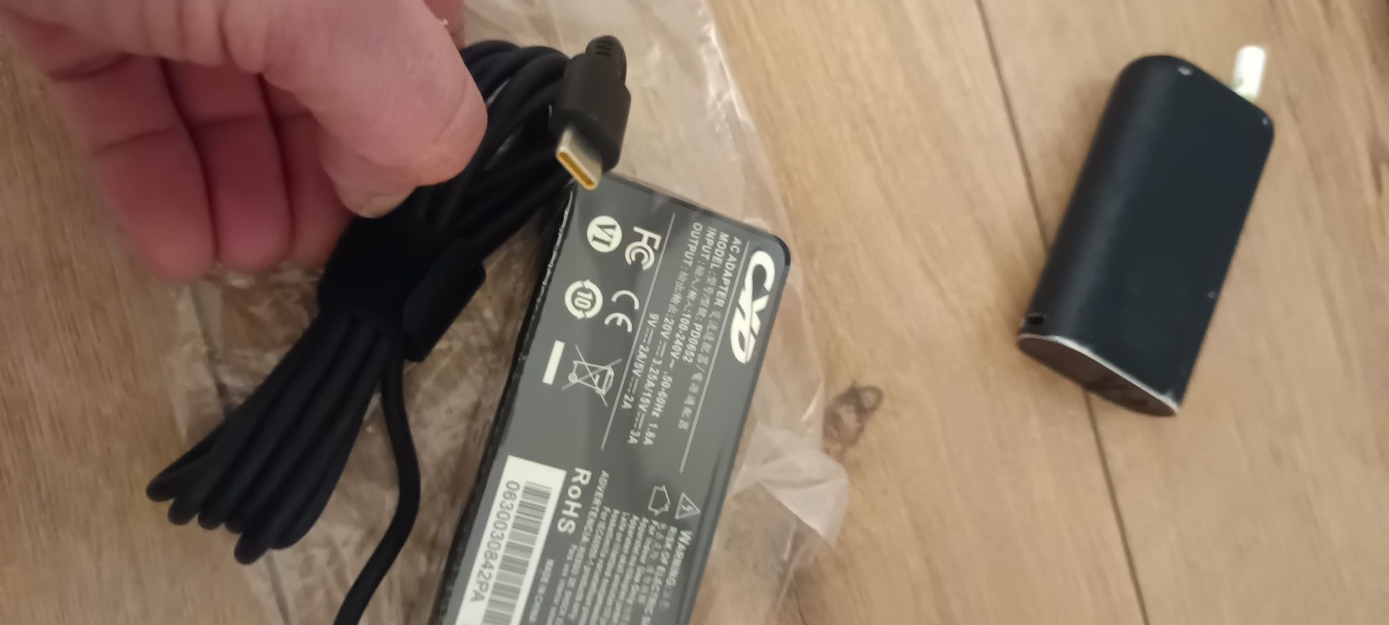 Zasilacz sieciowy typu USB C QYD 65W PD0652
