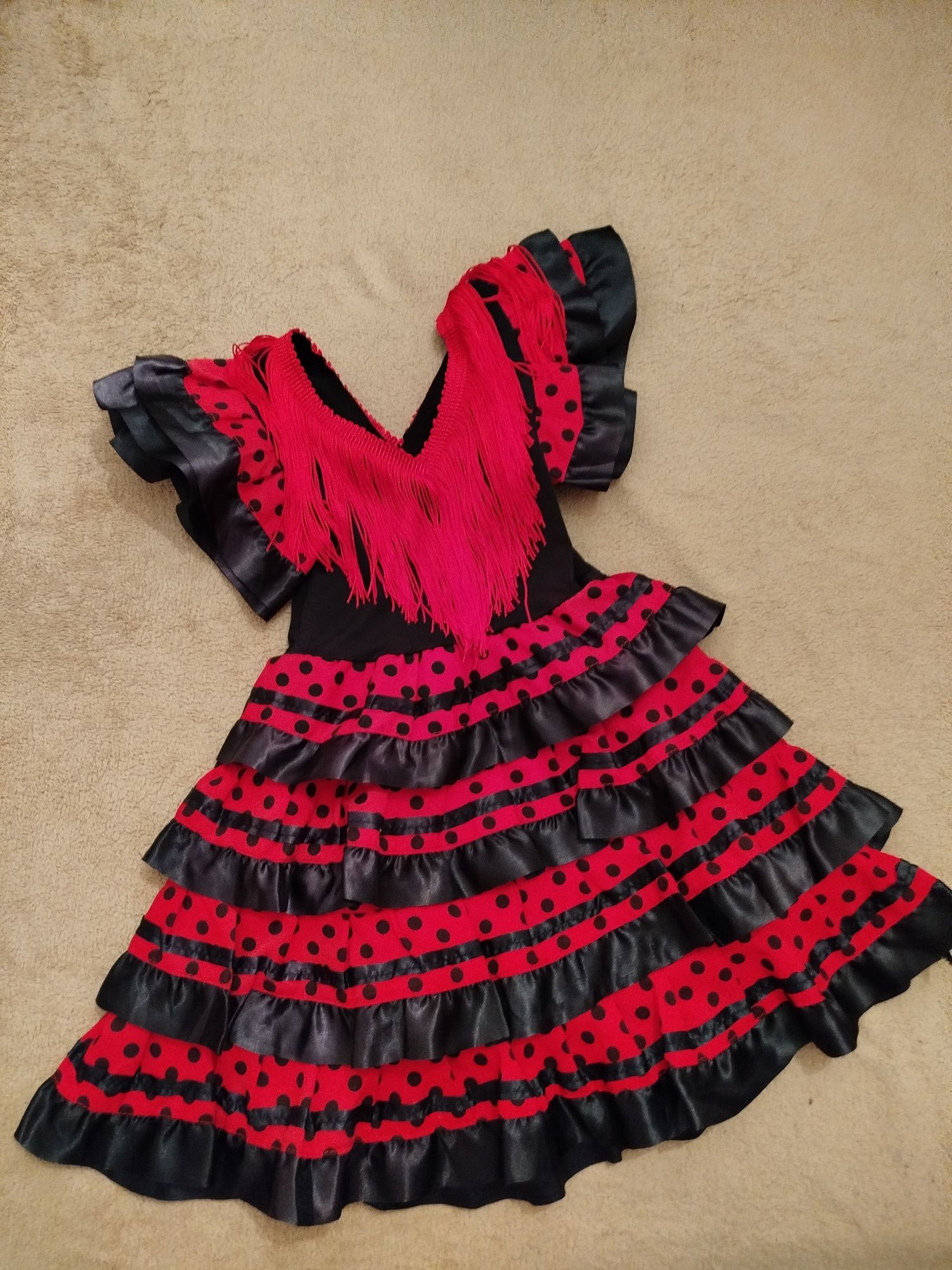 Carnaval e Halloween roupas fantasias disfarces