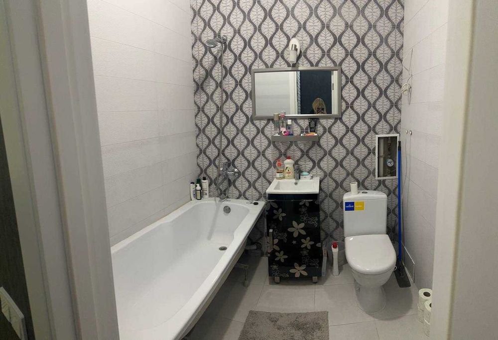 В продаже евродвушка с новым евроремонтом Город Южный Одесская область