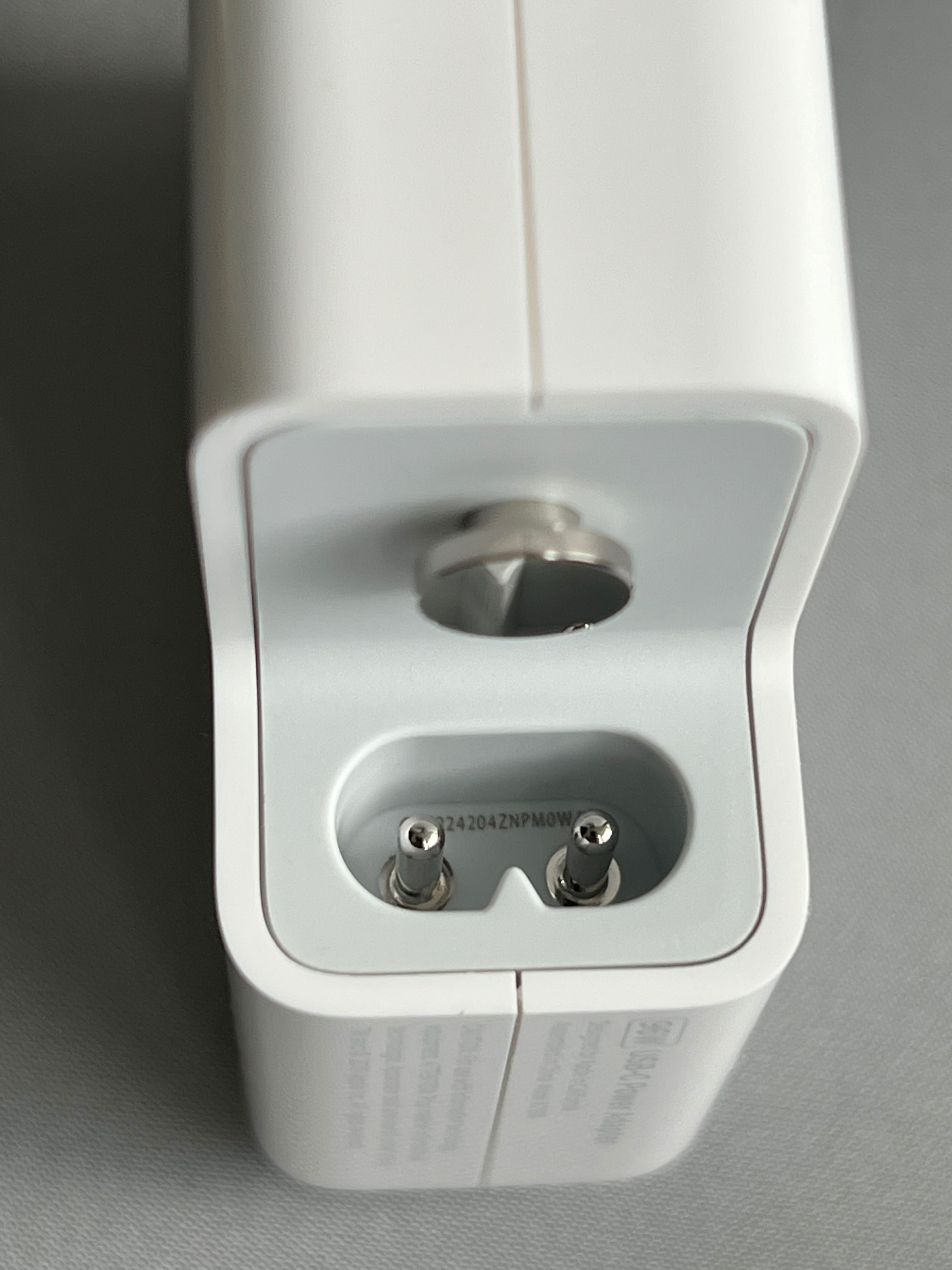 Оригінальний зарядний пристрій Apple AC Adapter 96W A2166