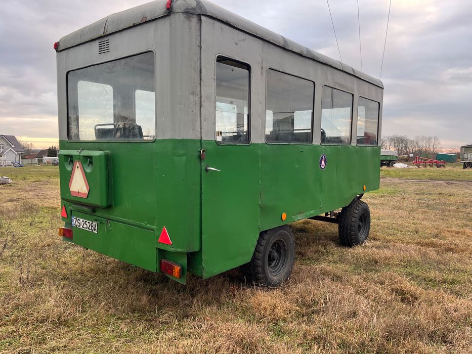 Przyczepa Bonanza OPC 1 do przewozu osób