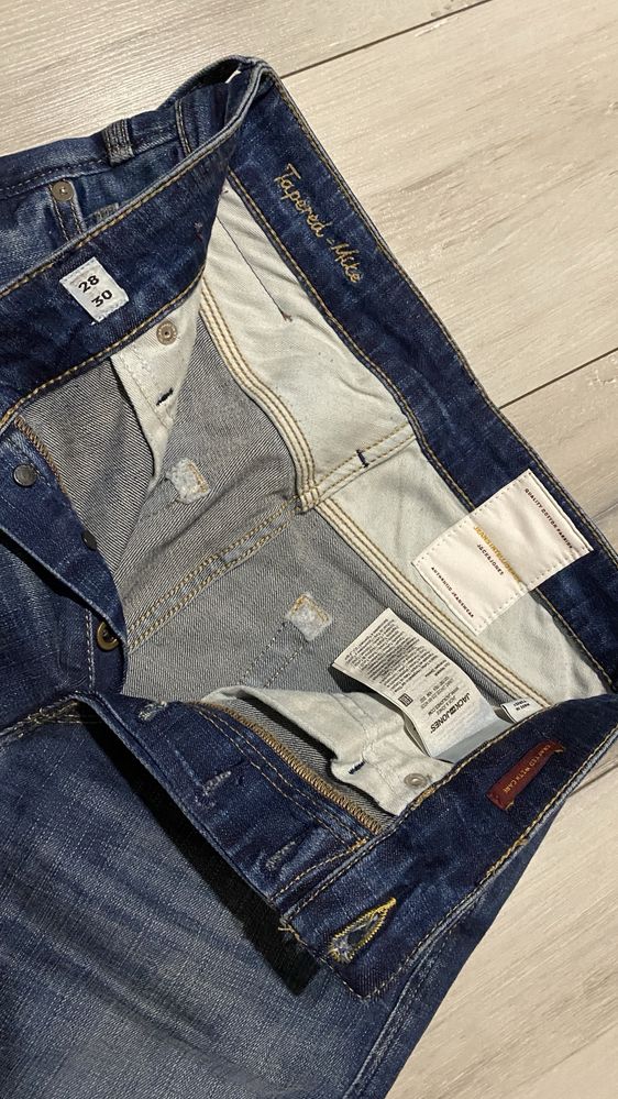Spodnie Jack&Jones 28/30 Tapered-Mike męskie jeansy granatowe