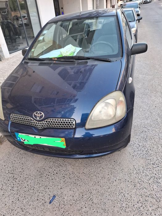 Toyota Yaris 2000