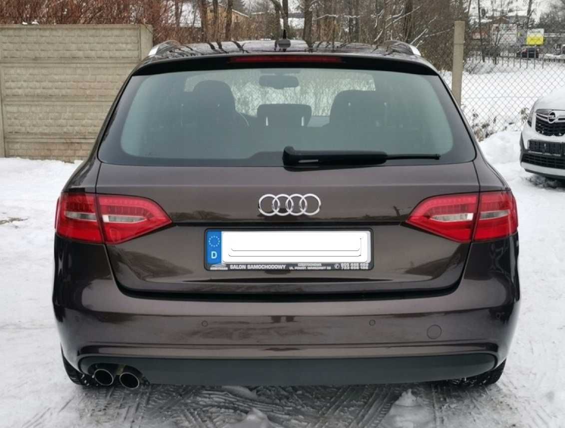 Разборка Audi A4  (B8) 2.0 бампер комплектний