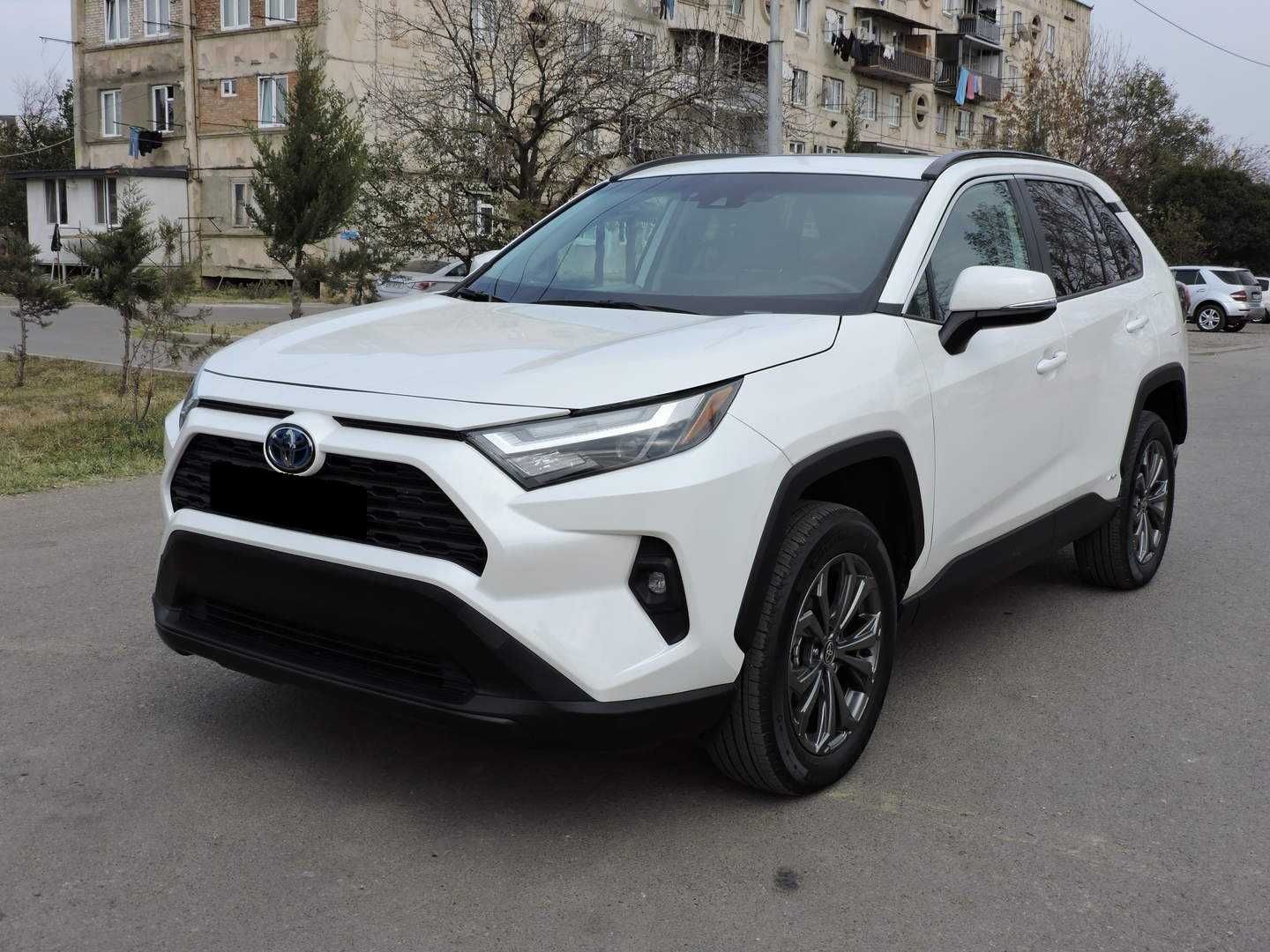 Toyota Rav4 Hybrid XLE 2021р