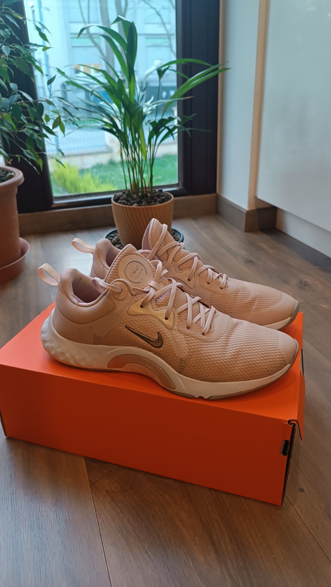 Buty Nike Renew In-Season