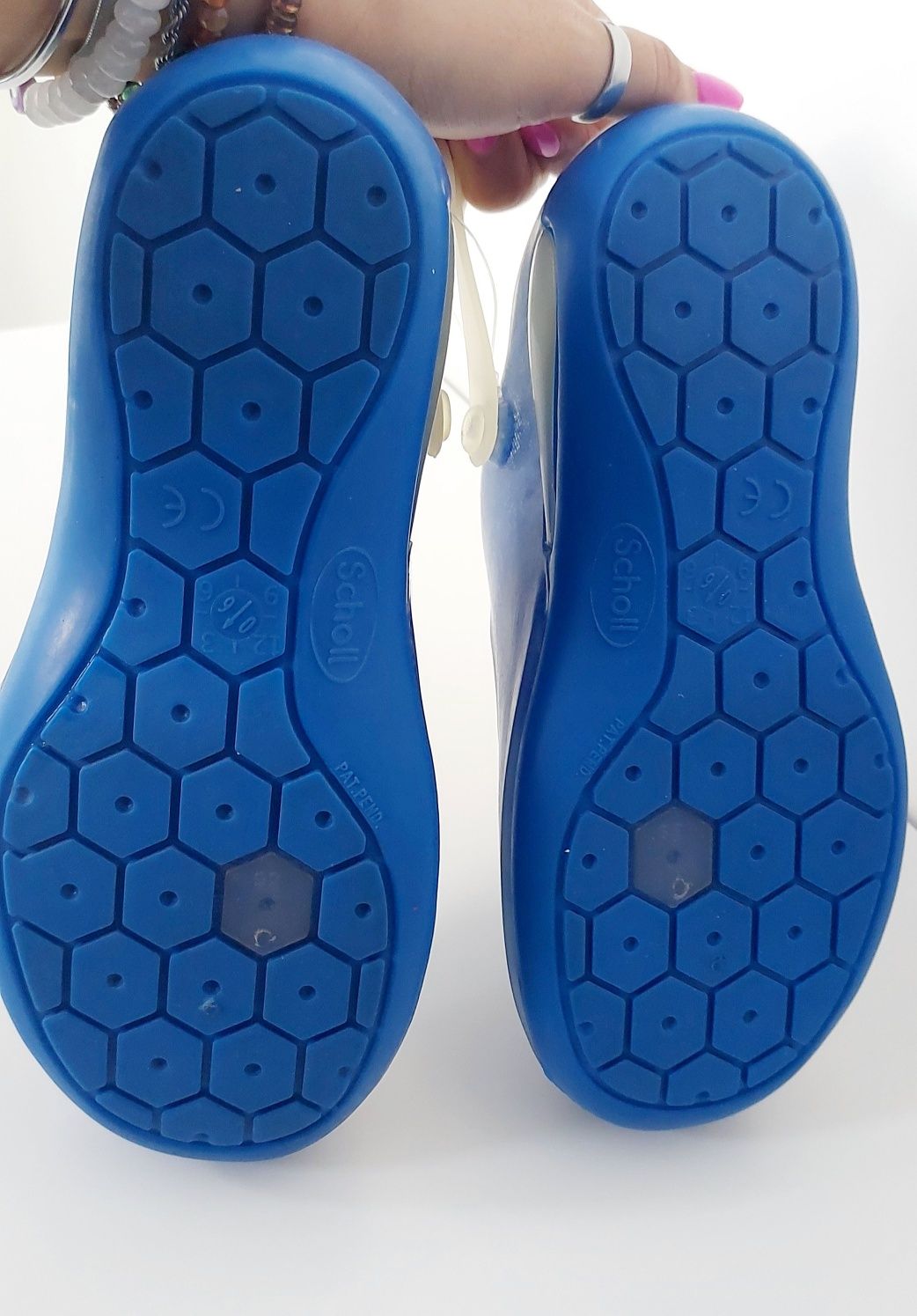 Crocs Scholl novos