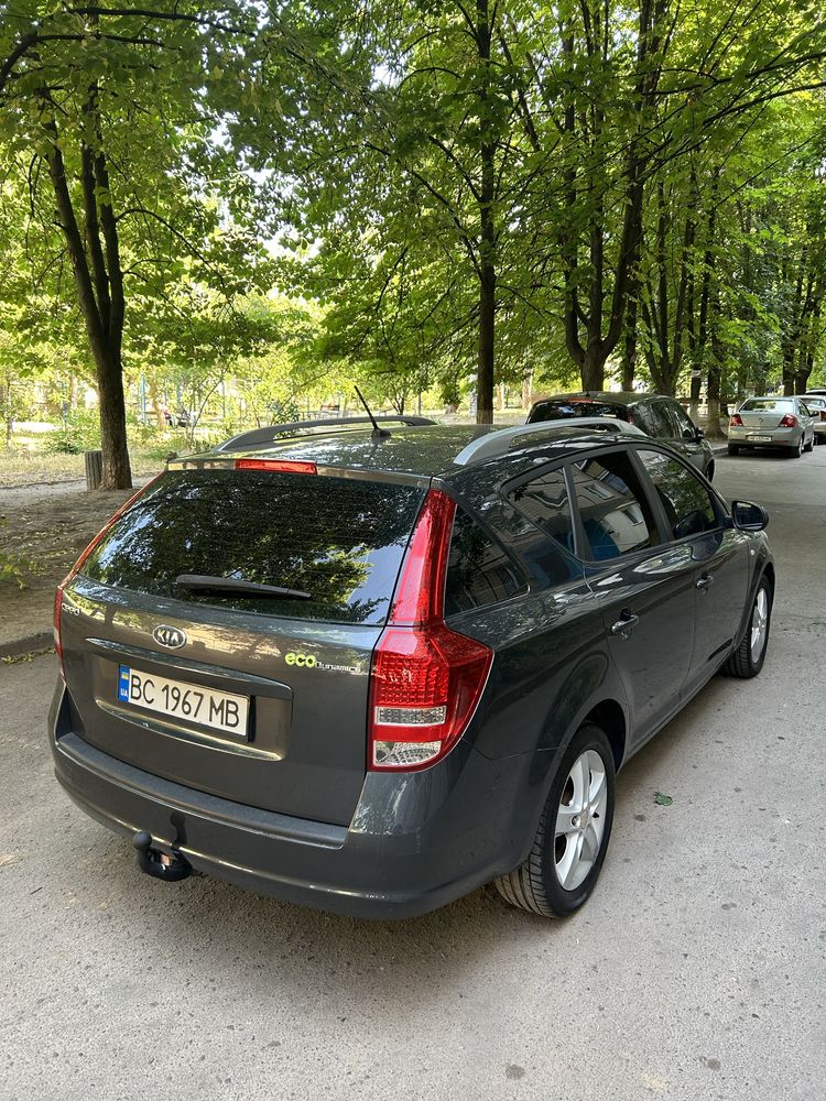KIA Ceed 1,6 diesel !