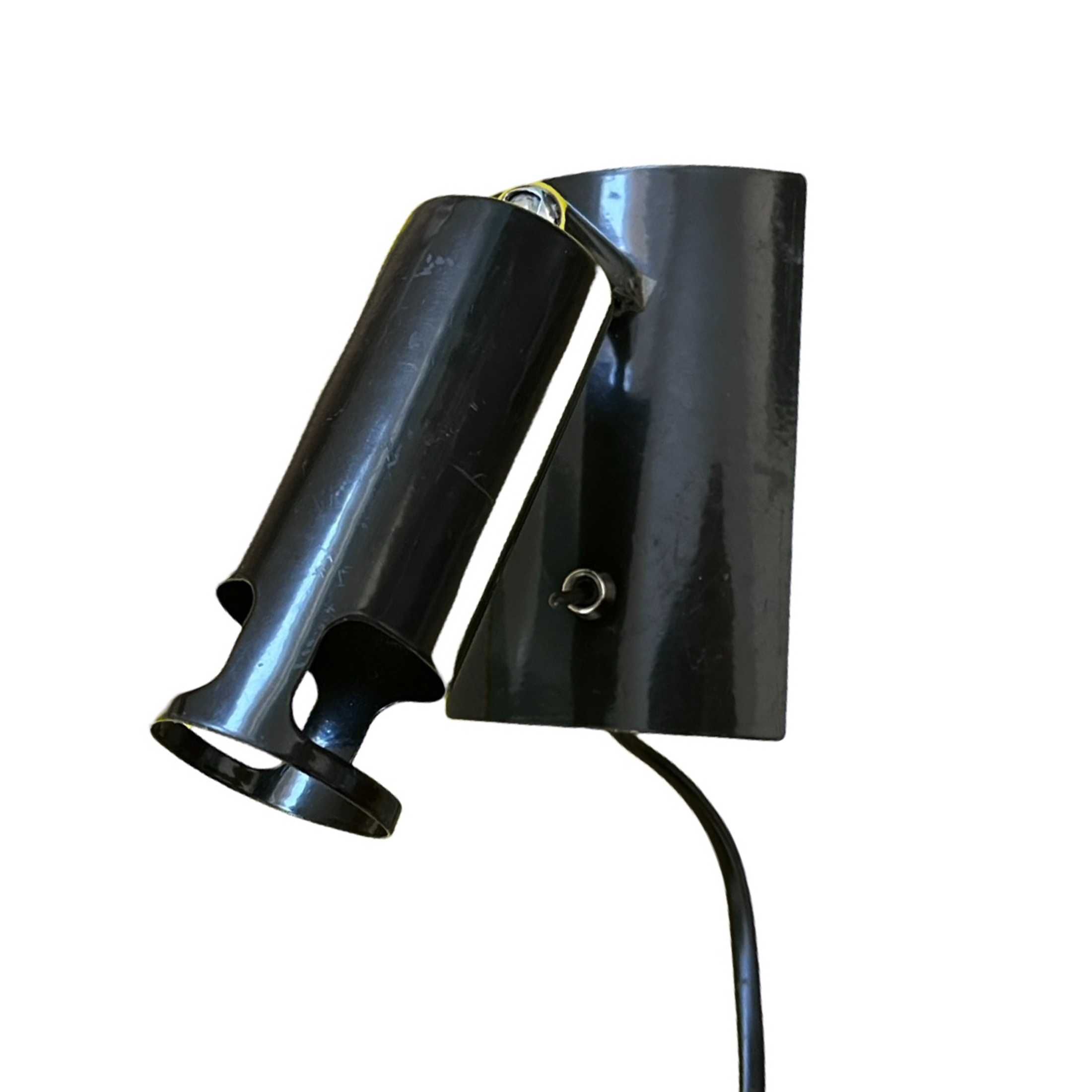 Minimalistyczny kinkiet lampka nocna Nordlux 7385, Niemcy lata 80.