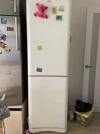 Продам холодильник Індезіт Indesit 203 см робочий