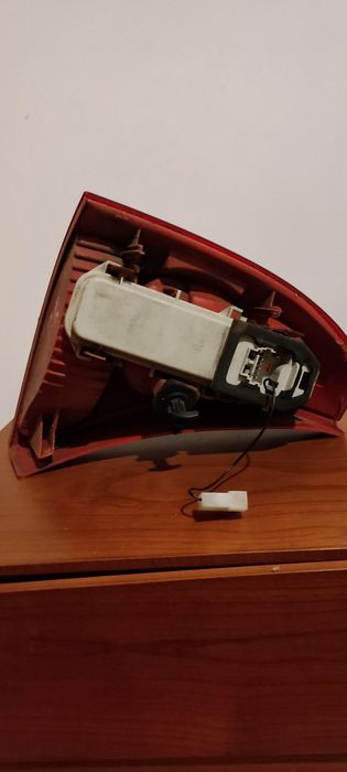 Renault Clio - óticas traseiras