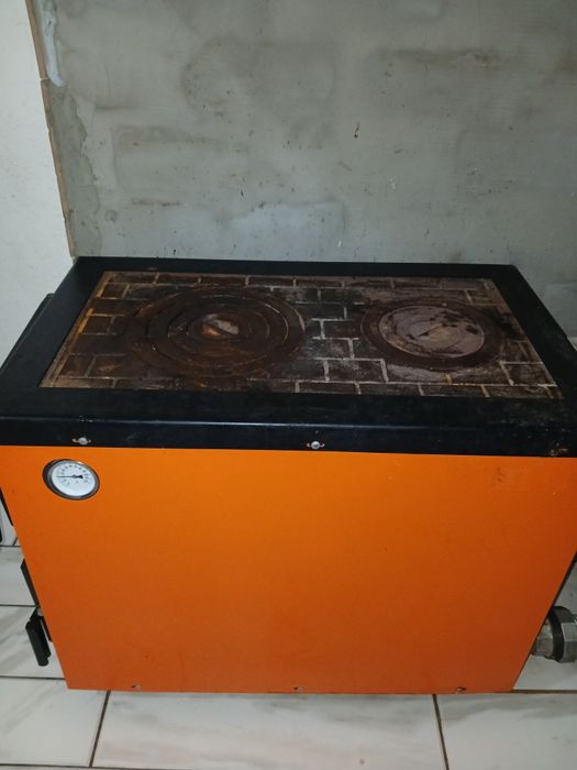 Твердопаливний котел