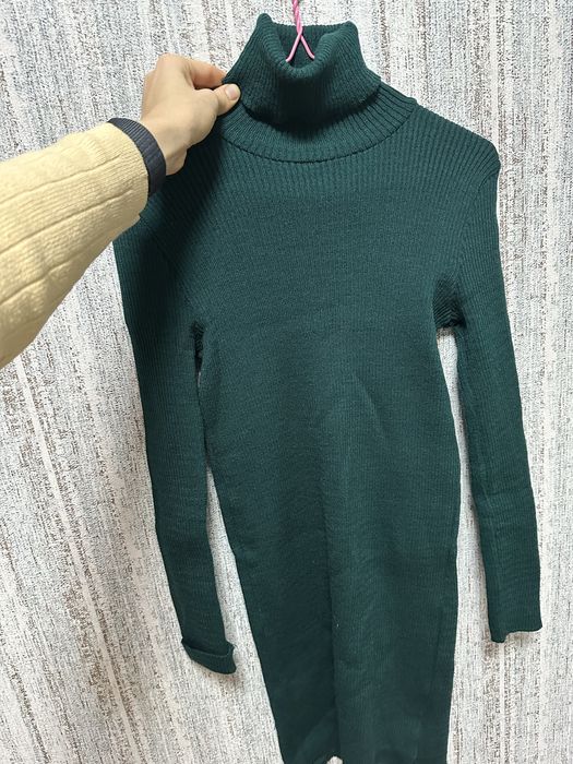 Тепла сукня. З горловиною