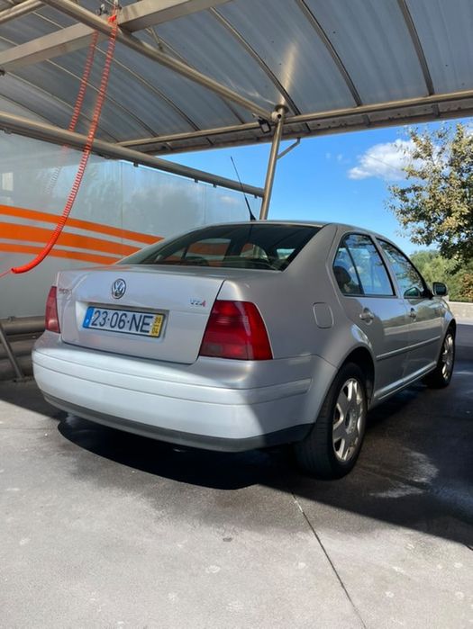 Volkswagen Bora 1.9 TDI (Apenas 247.000km)