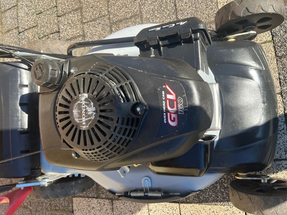 Kosiarka spalinowa honda